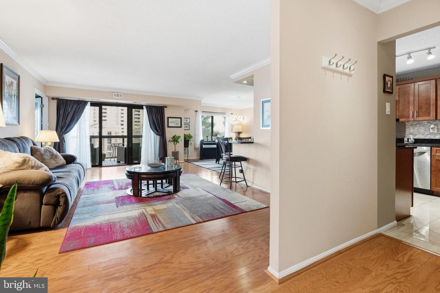 203 Yoakum Pkwy # 410 photo 15