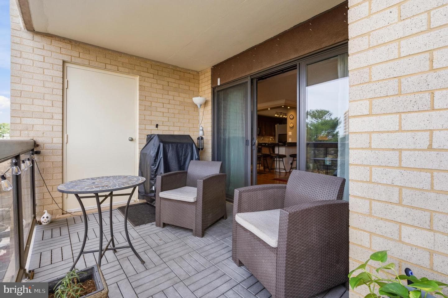 203 Yoakum Pkwy # 410 photo 4
