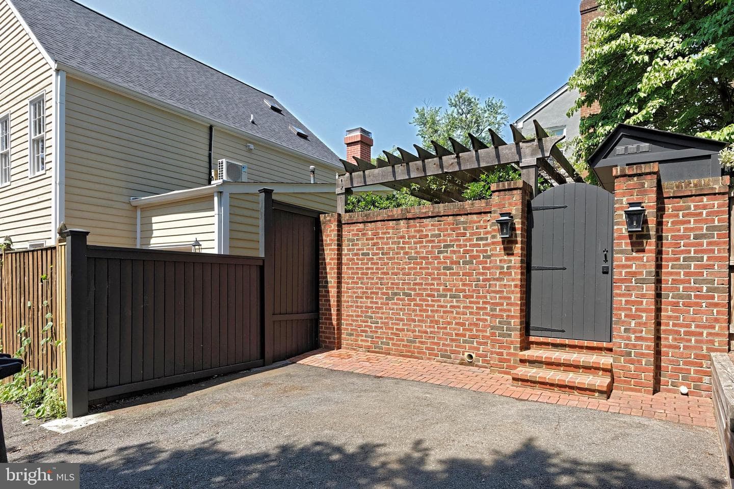 624 S Saint Asaph Street photo 54