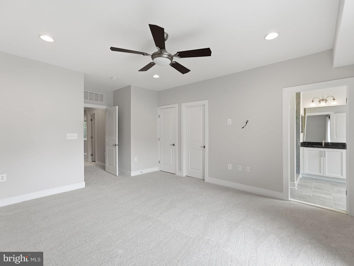 1912 Potomac Avenue #101 photo 16
