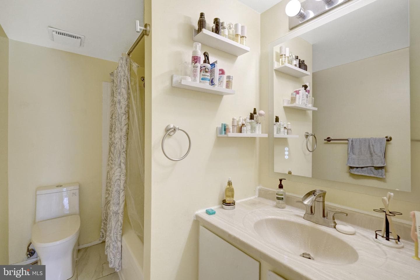 6300 Stevenson Avenue #321 photo 16