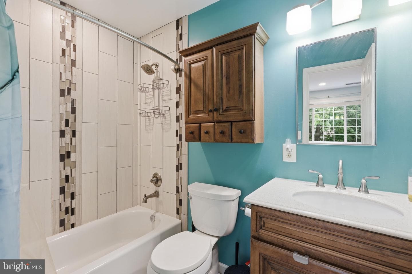 1545 N Van Dorn photo 22