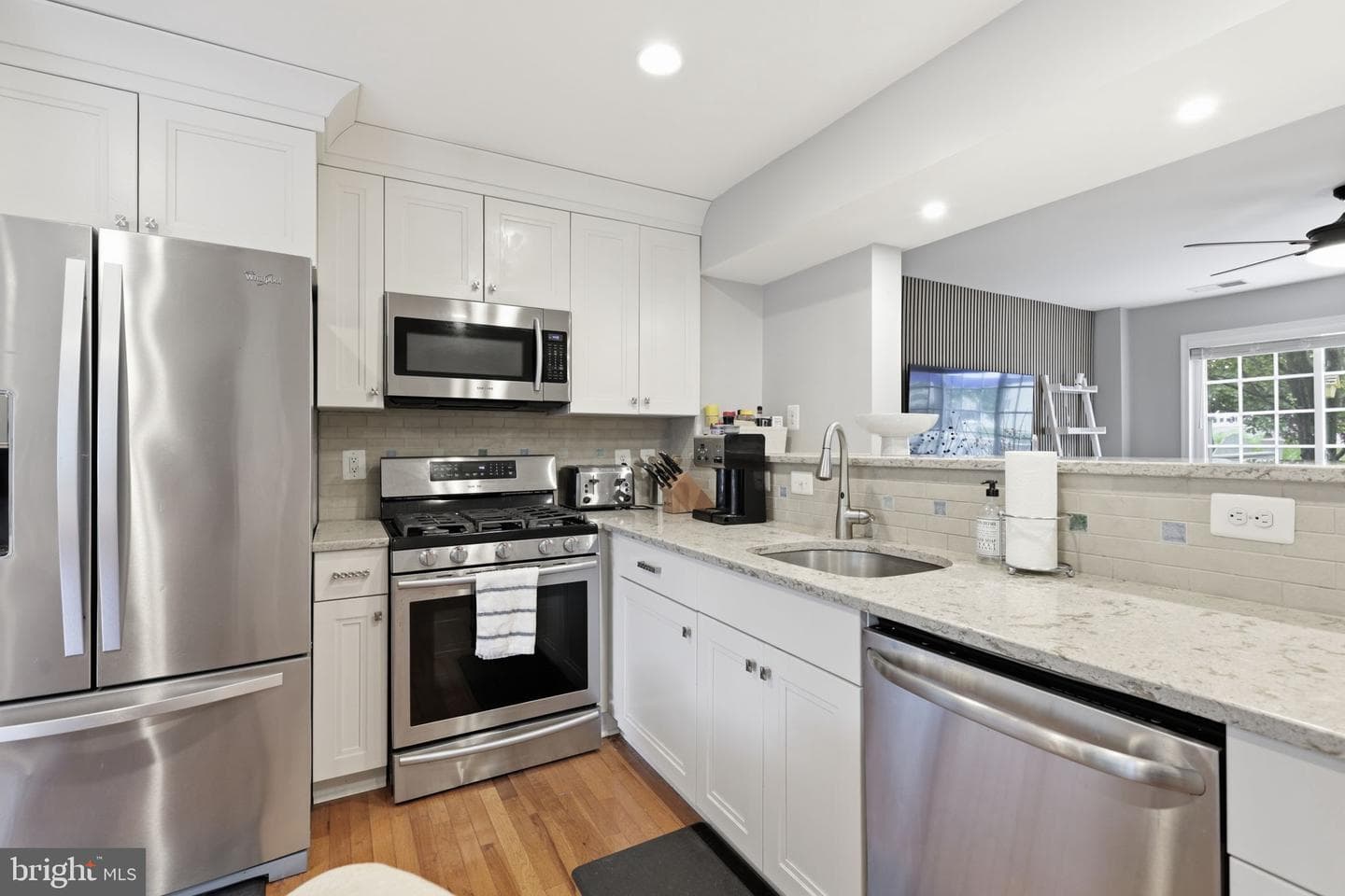 1545 N Van Dorn photo 9