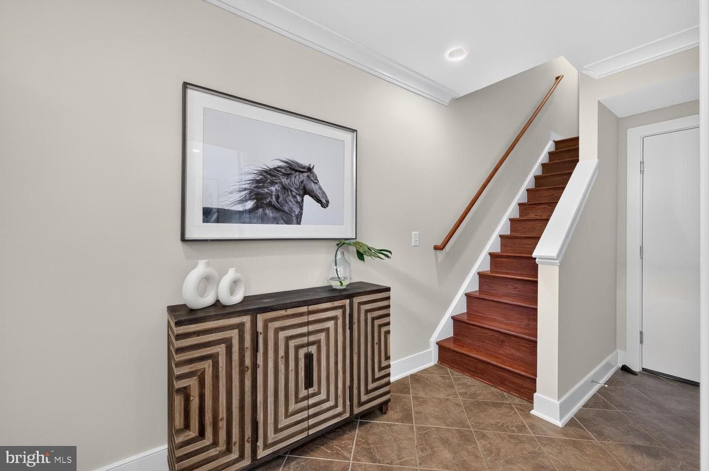820 N Alfred Street photo 10
