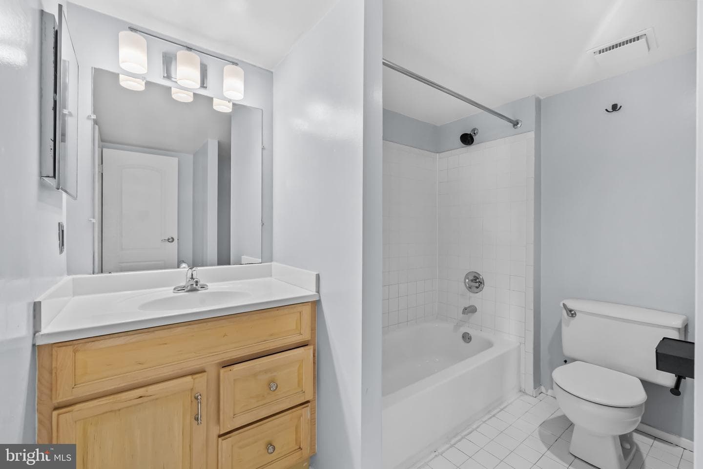 6300 Stevenson Avenue #1015 photo 16
