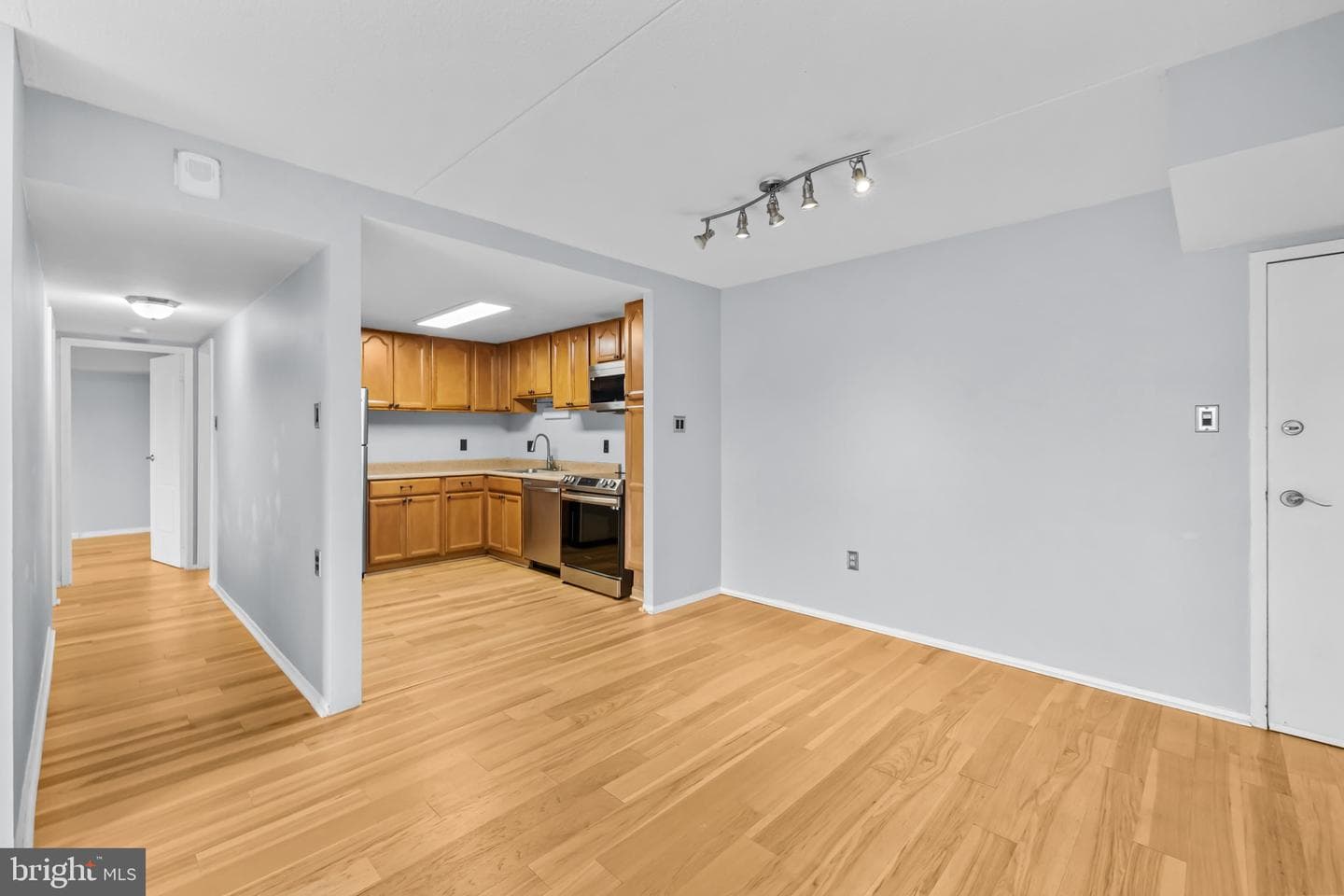 6300 Stevenson Avenue #1015 photo 8