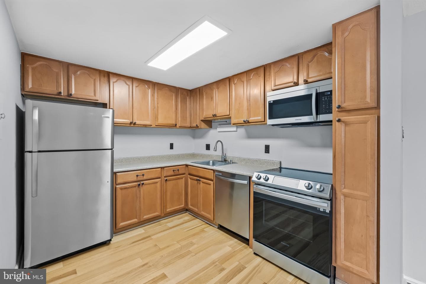 6300 Stevenson Avenue #1015 photo 9