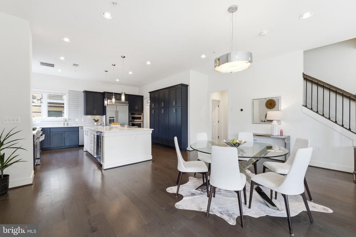 611 Howell photo 12
