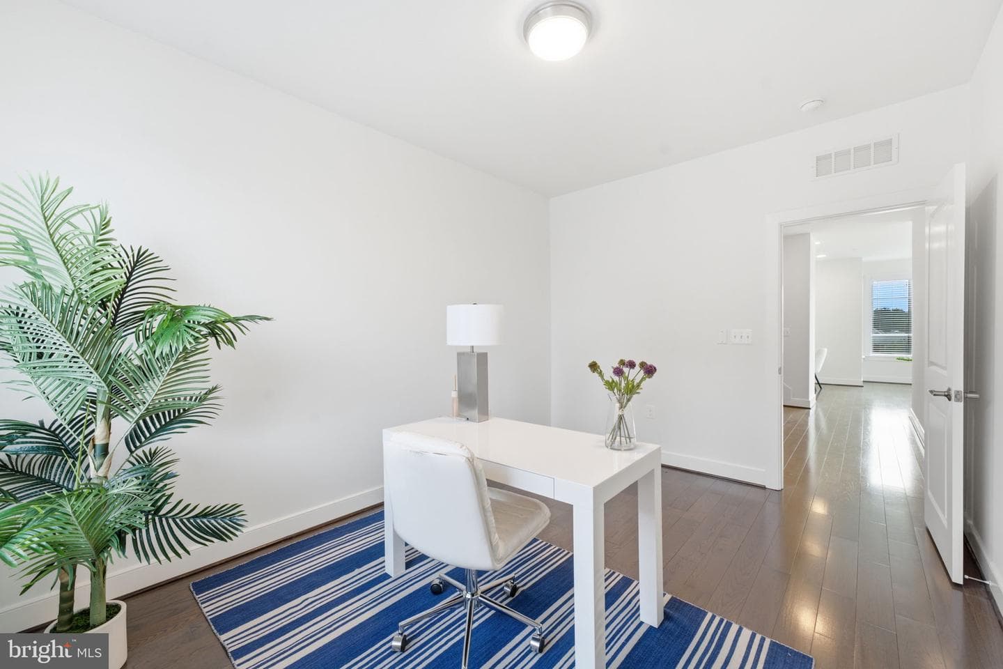 611 Howell photo 43