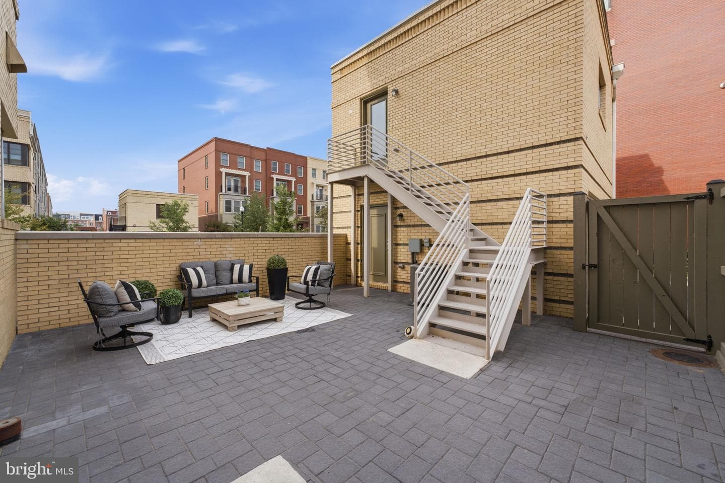 611 Howell photo 60