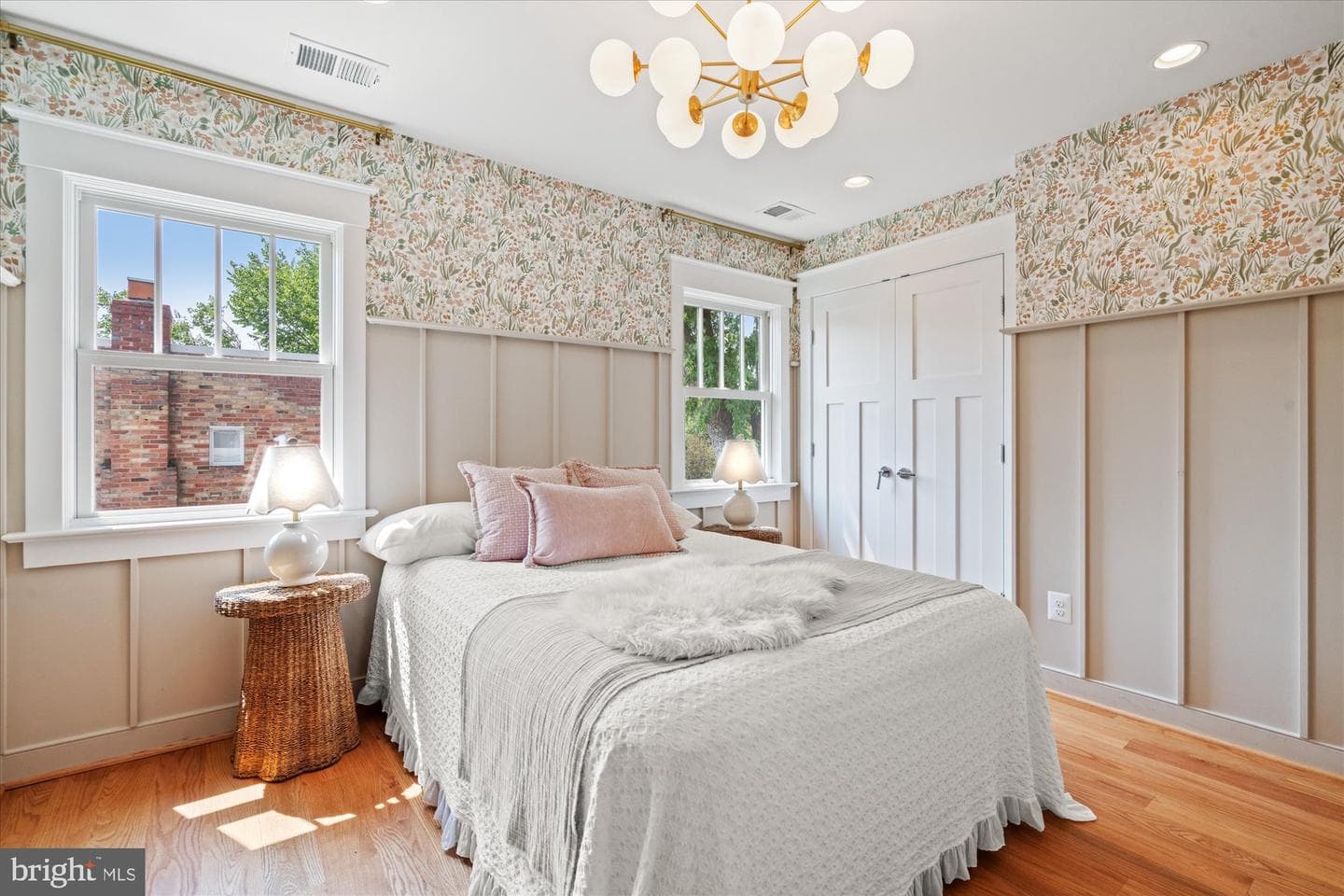 508 E Custis Avenue photo 30
