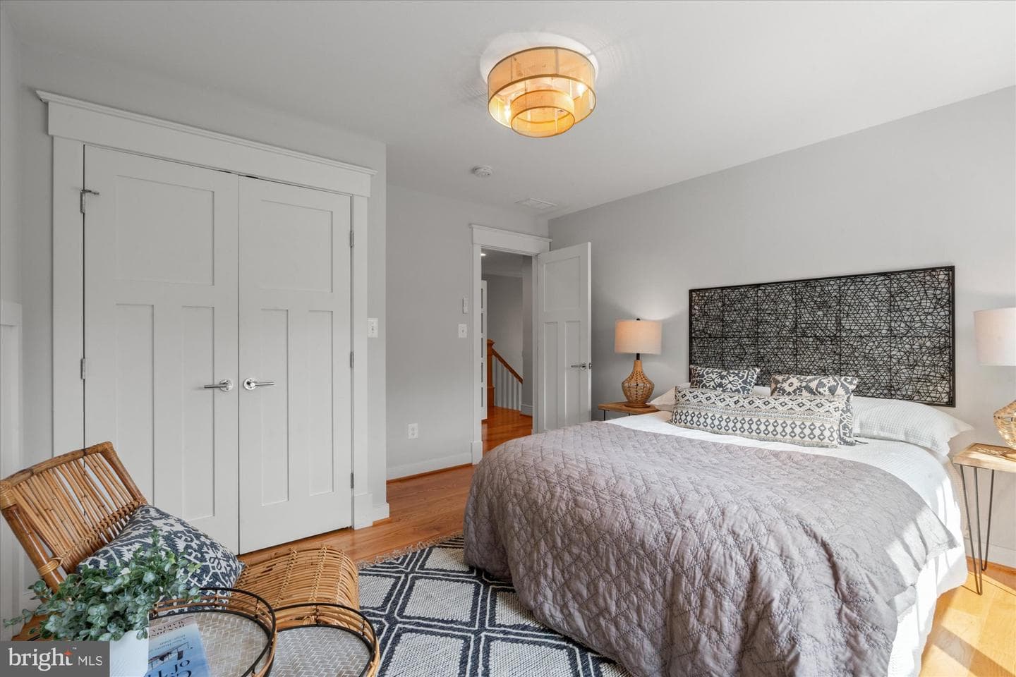 508 E Custis Avenue photo 39