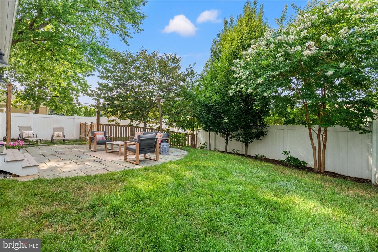 508 E Custis Avenue photo 61