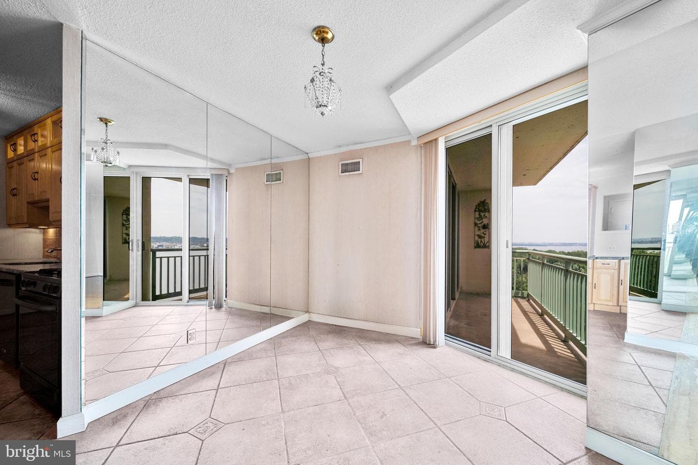 501 Slaters Lane #1001 photo 10