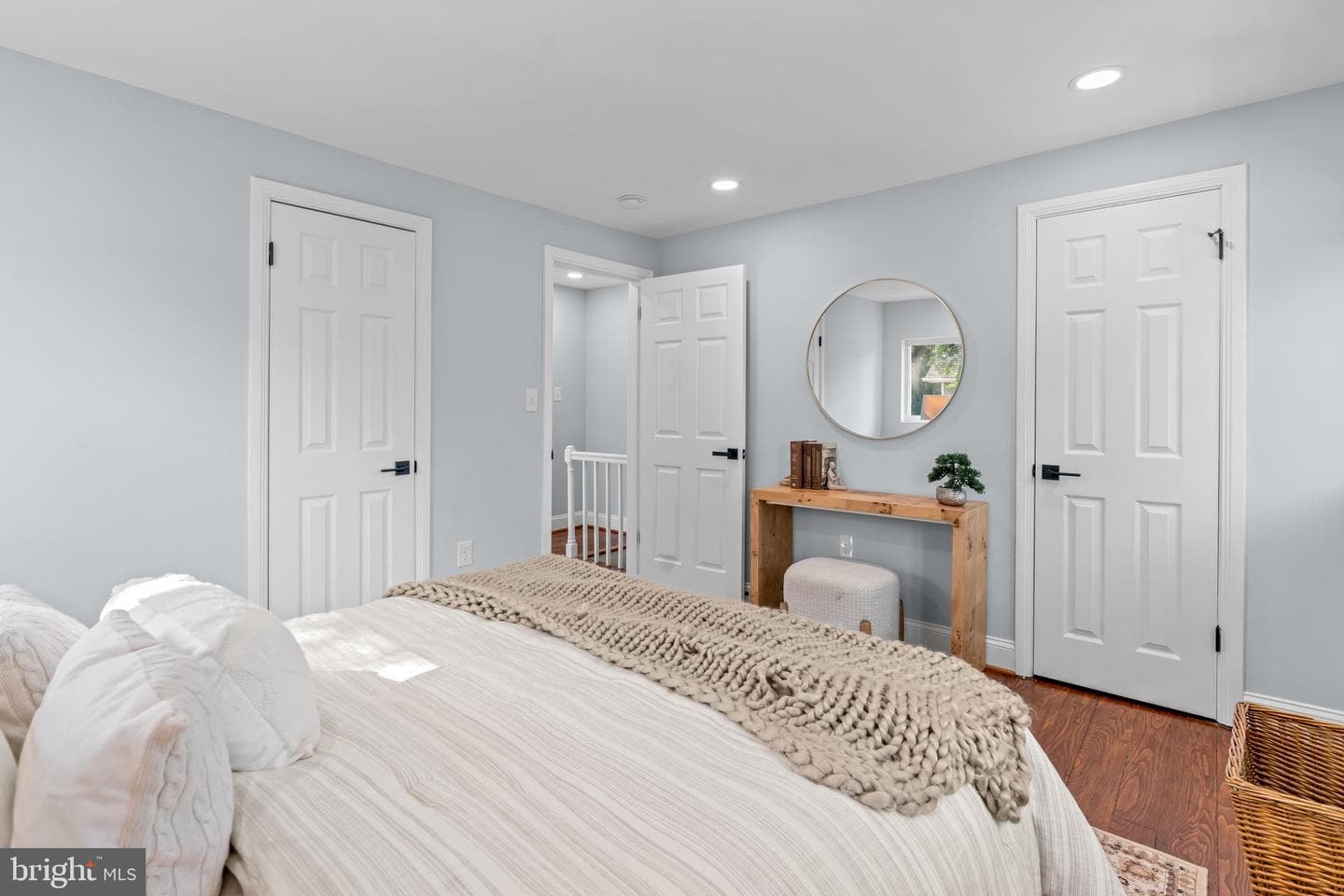 315 E Raymond Avenue #a photo 17