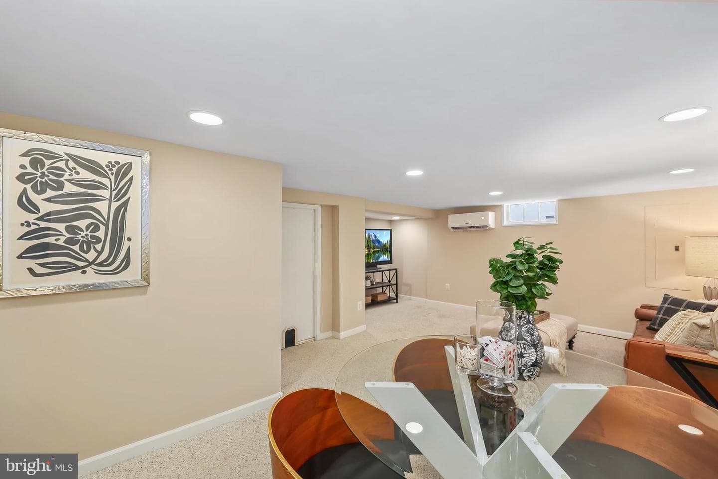 605 Johnston Place photo 40