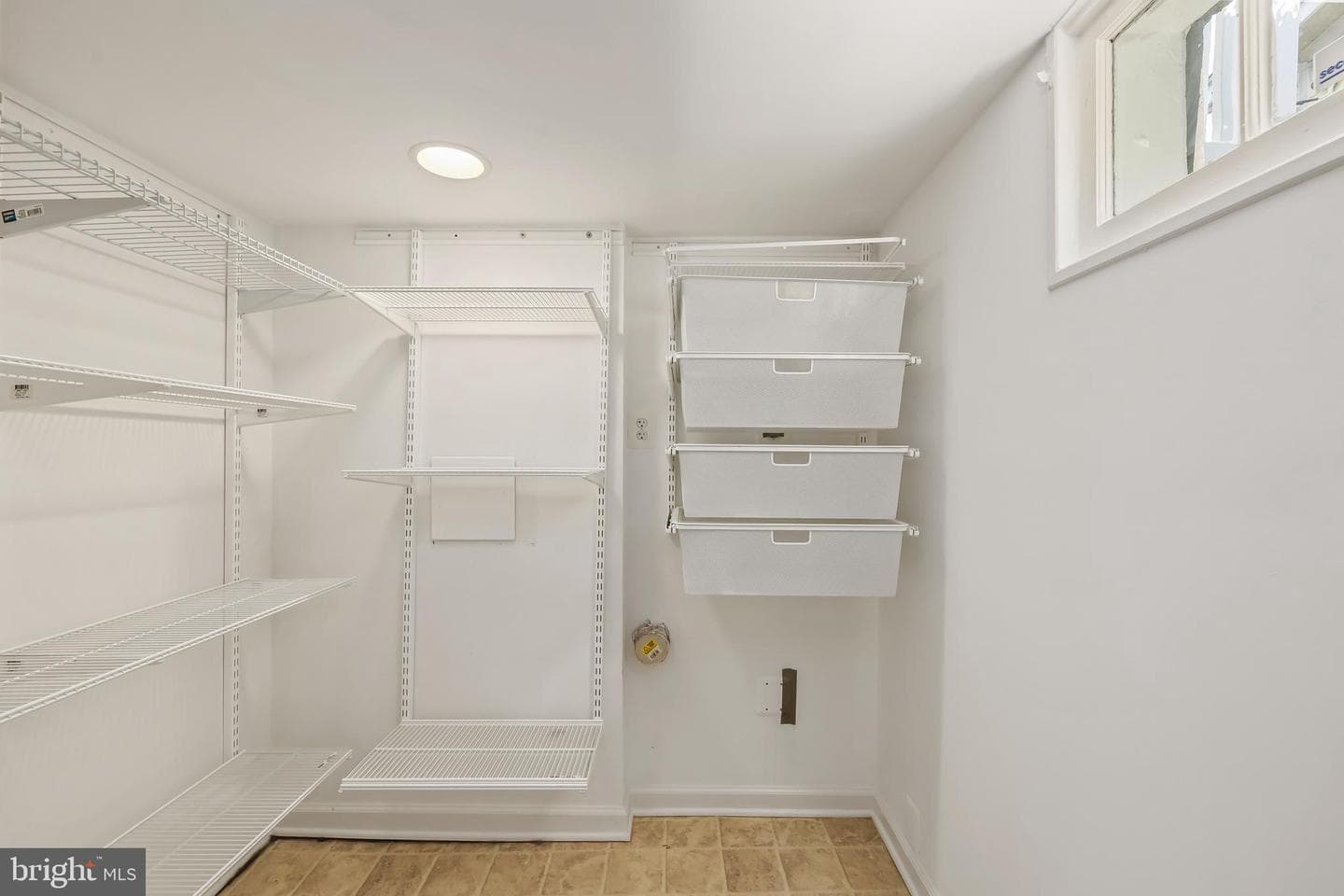605 Johnston Place photo 43