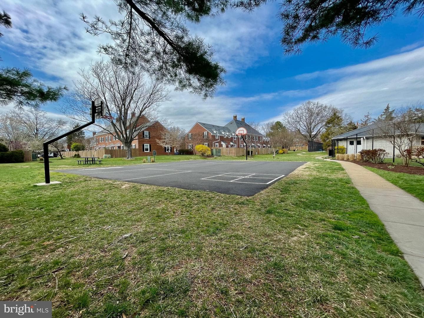 1115 Cameron Street #117 photo 81