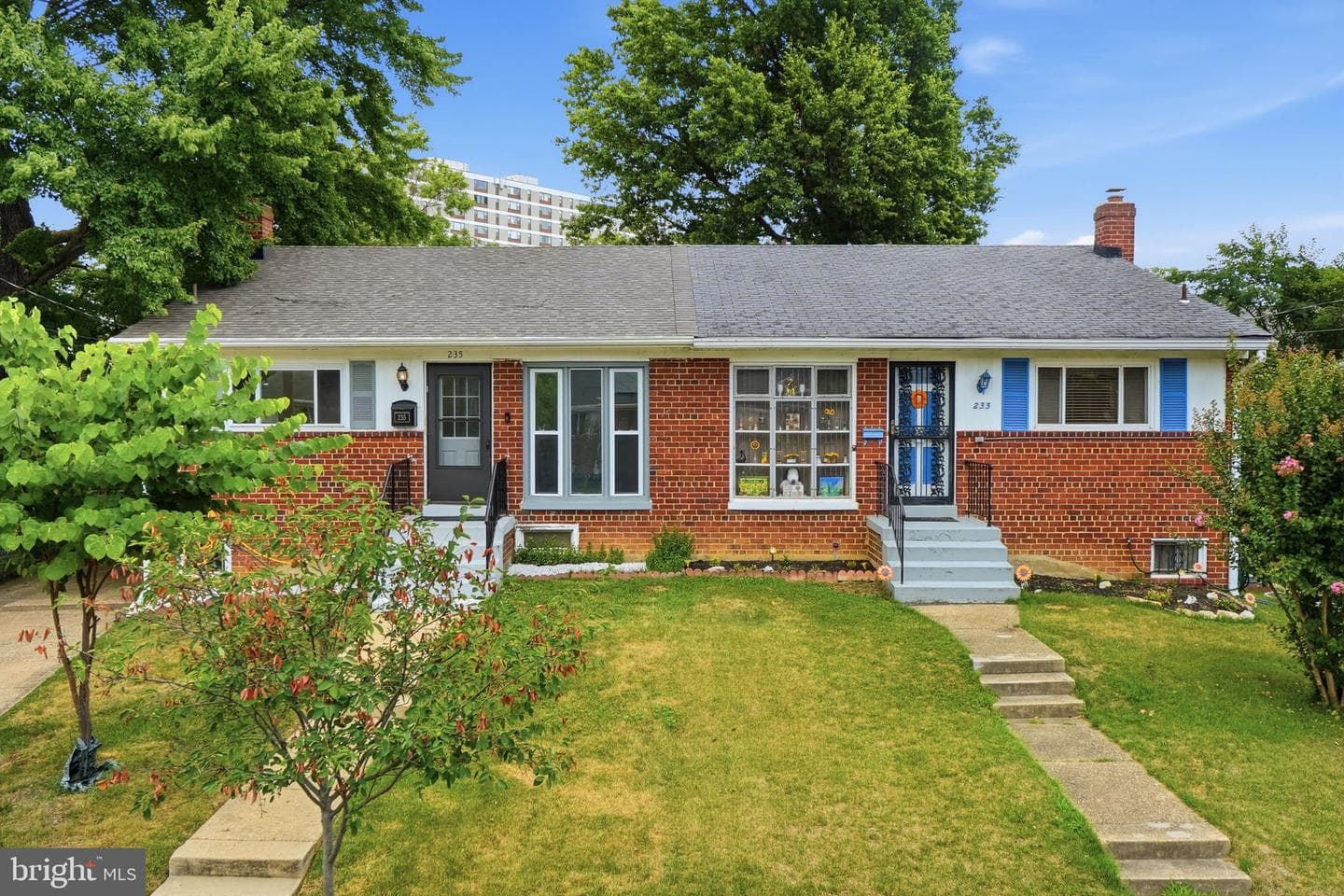 235 S Jenkins Street photo 32