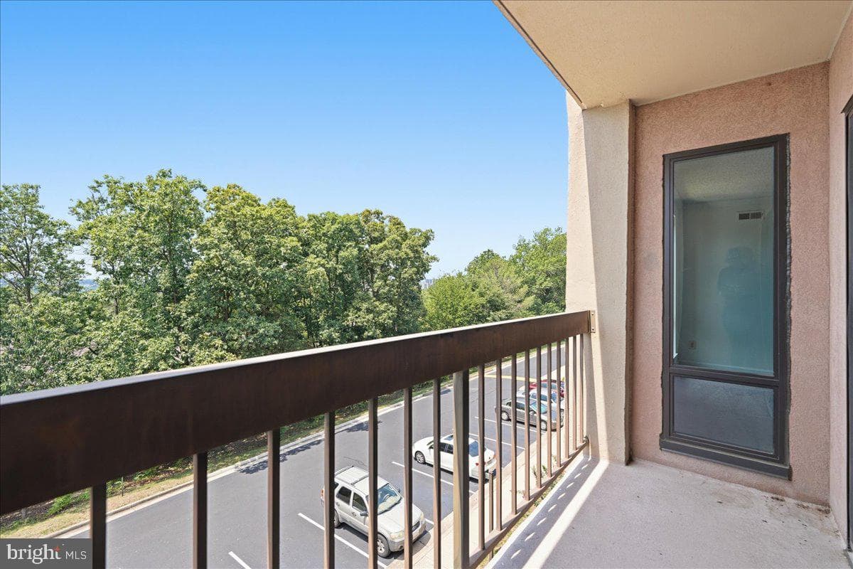 807 N Howard Street #324 photo 12