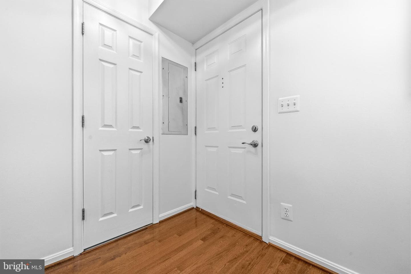 5272 Maris Avenue photo 28