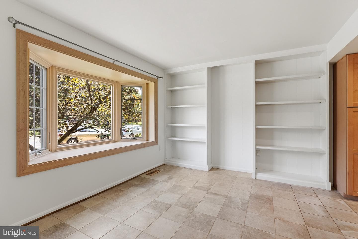 1306 Commonwealth Avenue photo 4