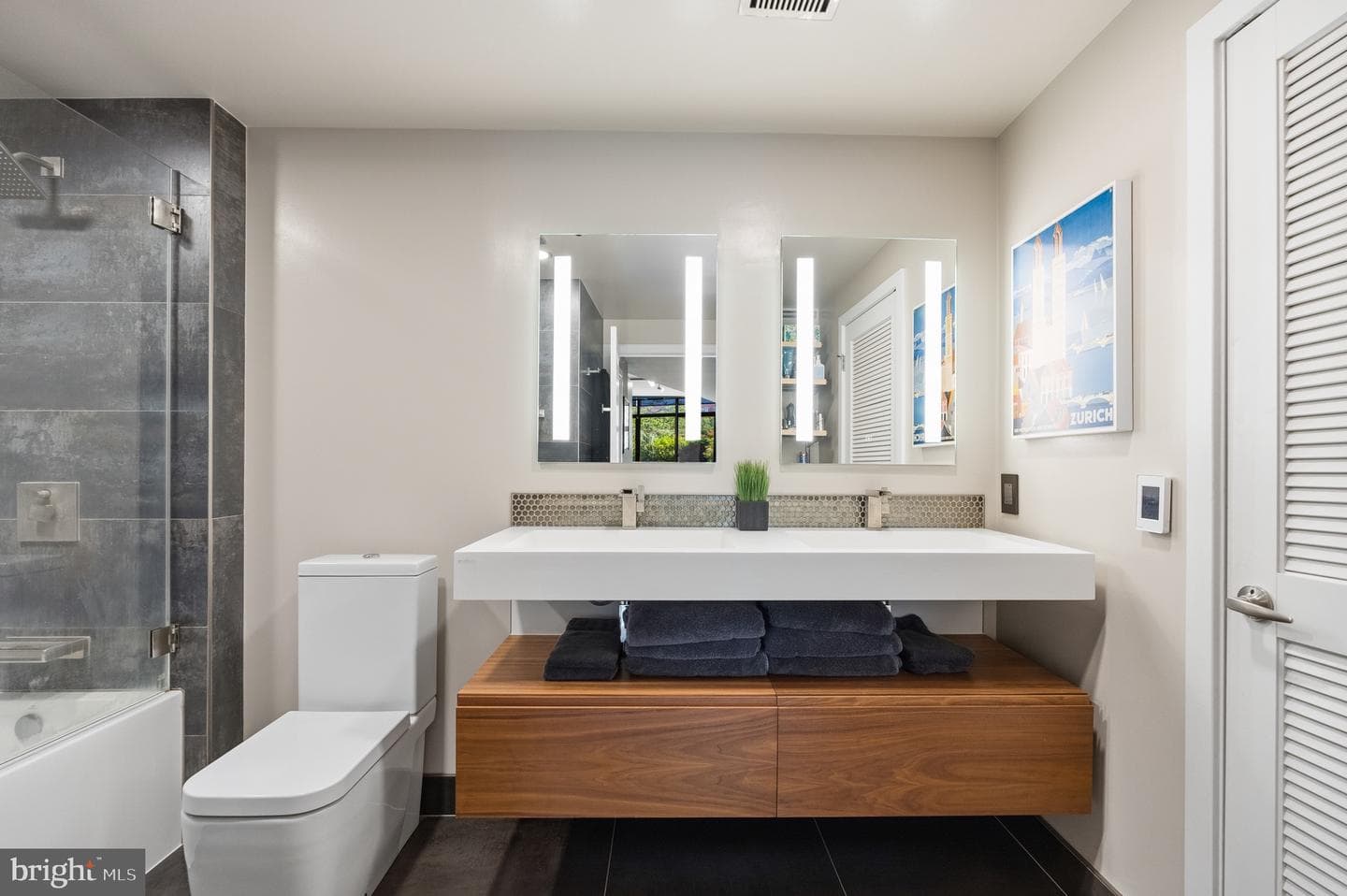 520 John Carlyle Street #107 photo 33