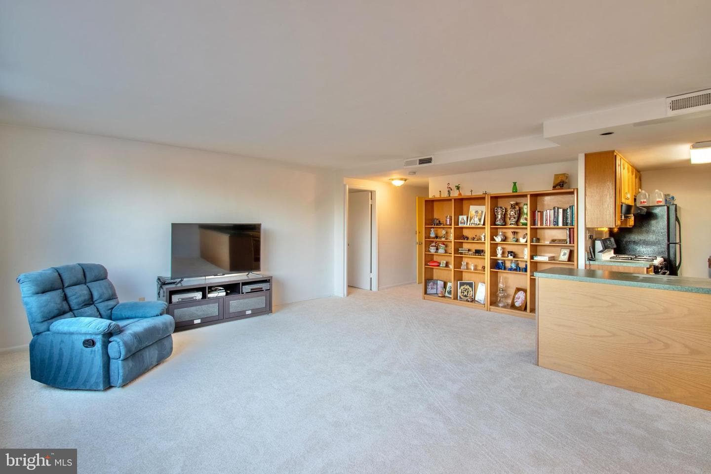 4600 Duke Street #408 photo 9