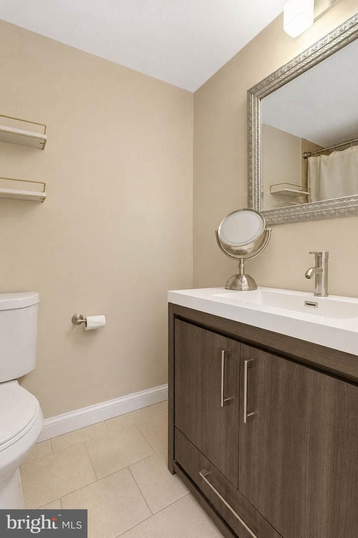 301 N Beauregard Street #1017 photo 18
