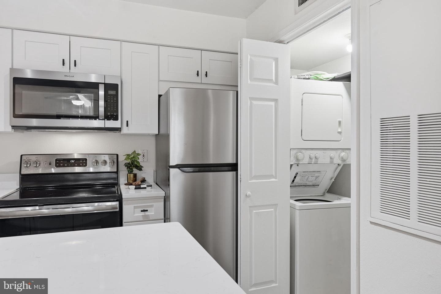 3303 Wyndham Circle #146 photo 8