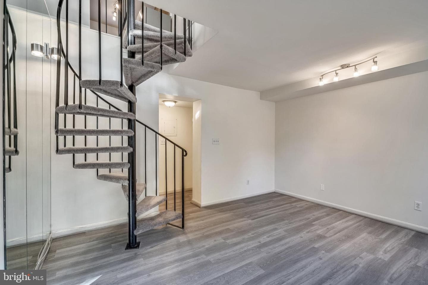 603 Bashford Lane #1 photo 12