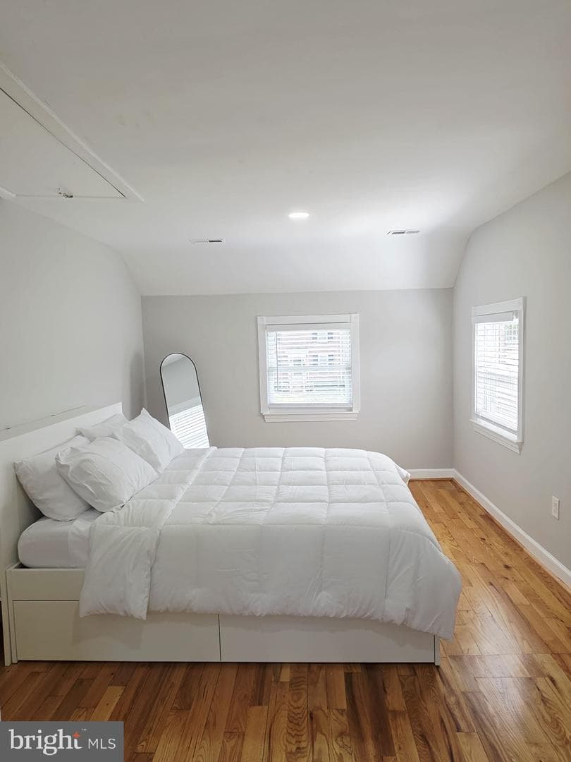 5427 Dawes Avenue photo 13