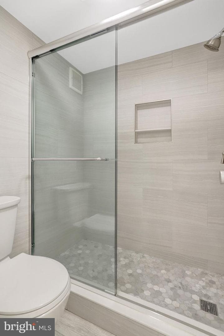 1225 Martha Custis Drive #811 photo 20