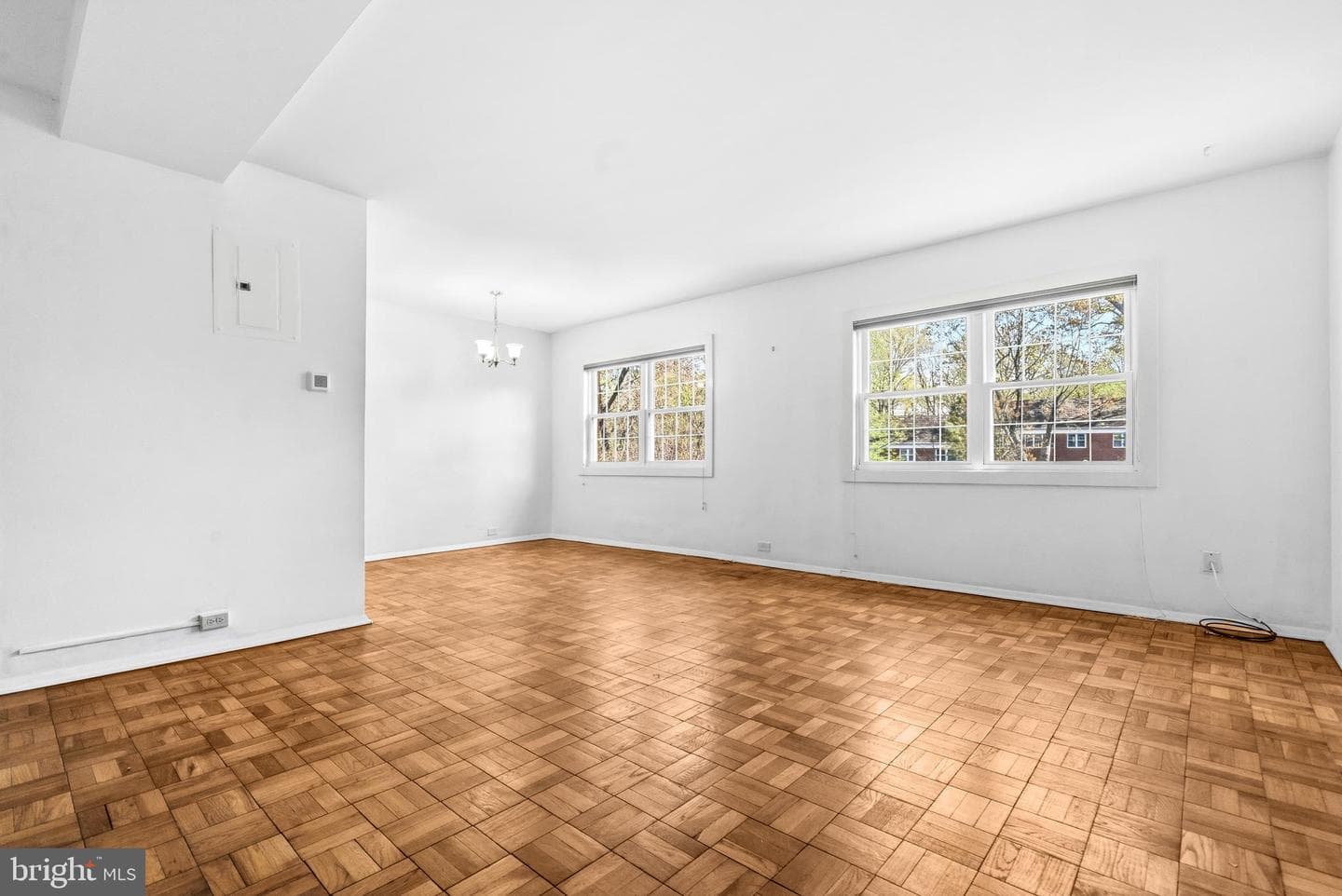 1615 Mount Eagle Place photo 14