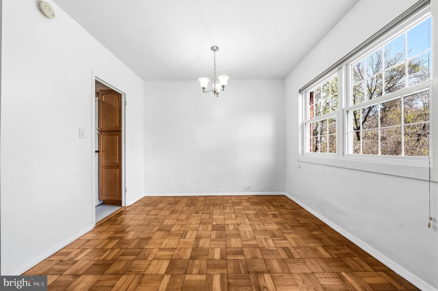 1615 Mount Eagle Place photo 18