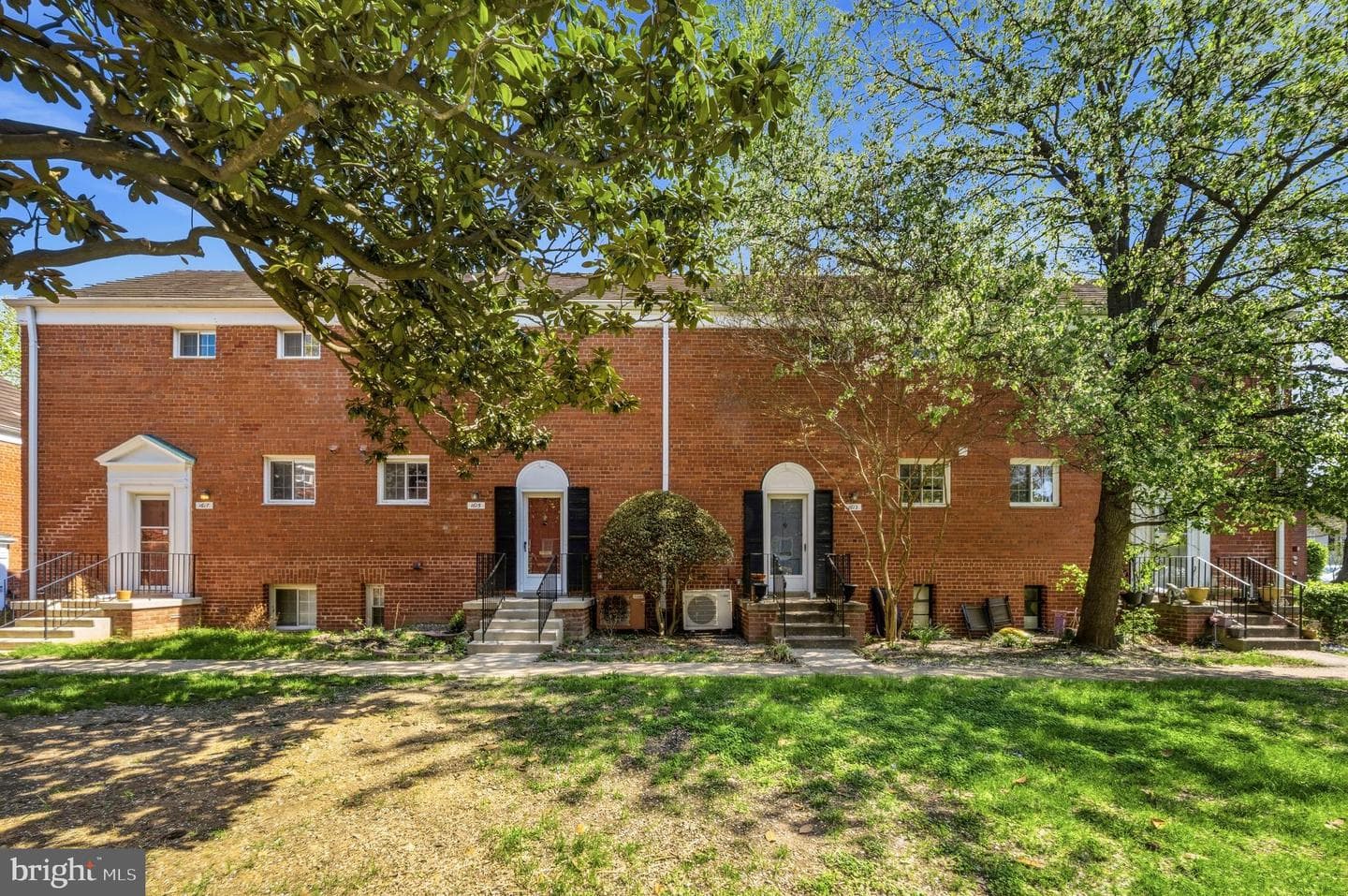 1615 Mount Eagle Place photo 44