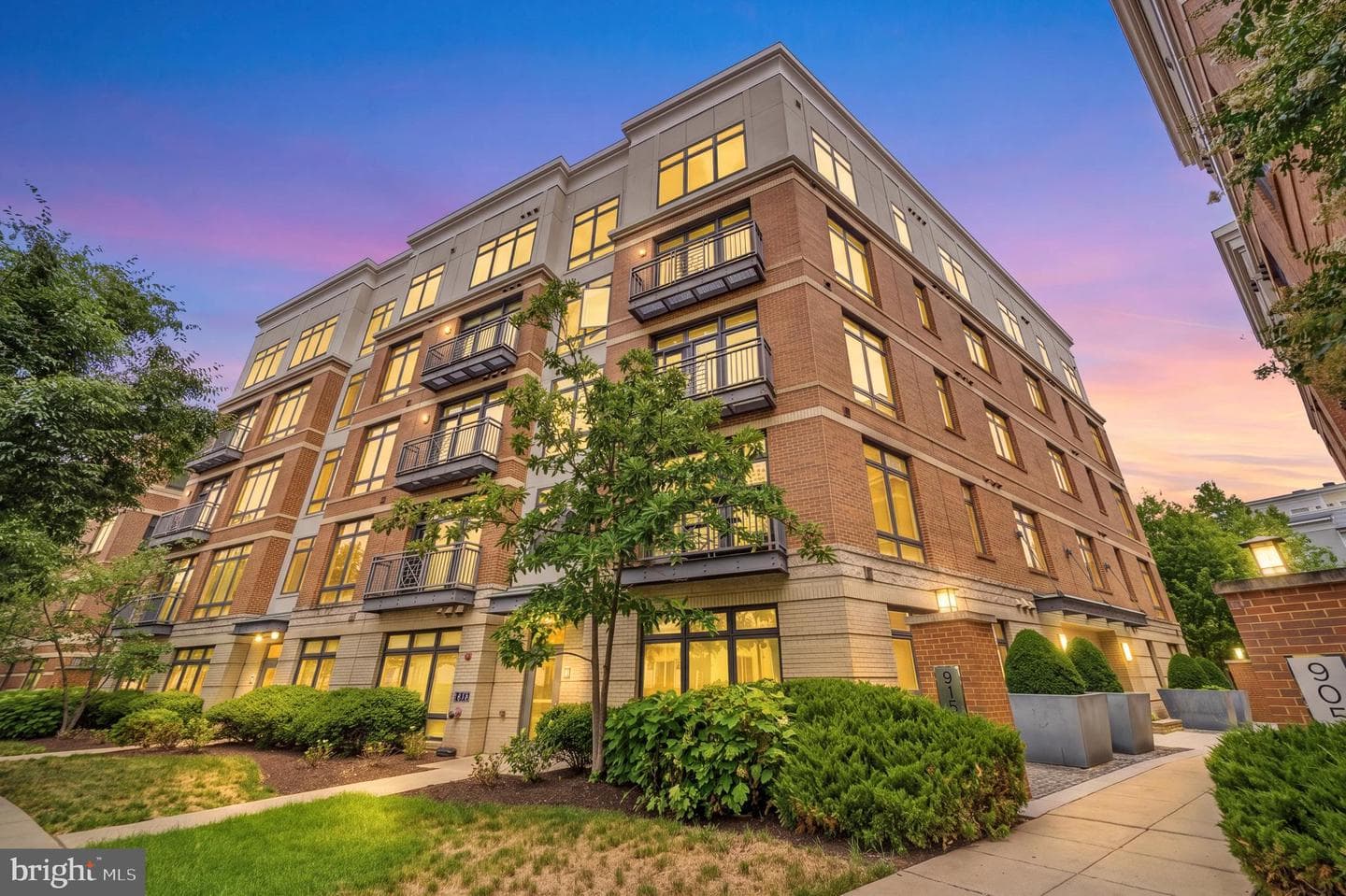 915 N Patrick Street #401, Alexandria