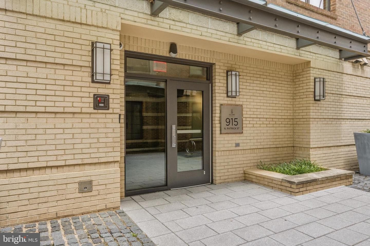 915 N Patrick Street #401 photo 26