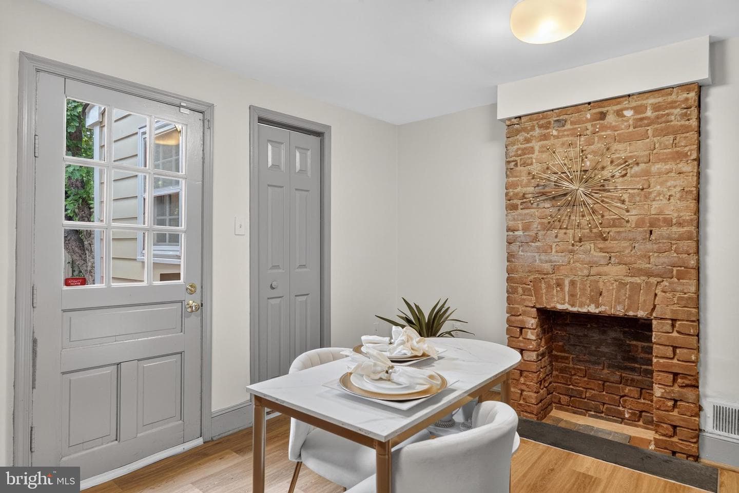 415 S Lee Street photo 15