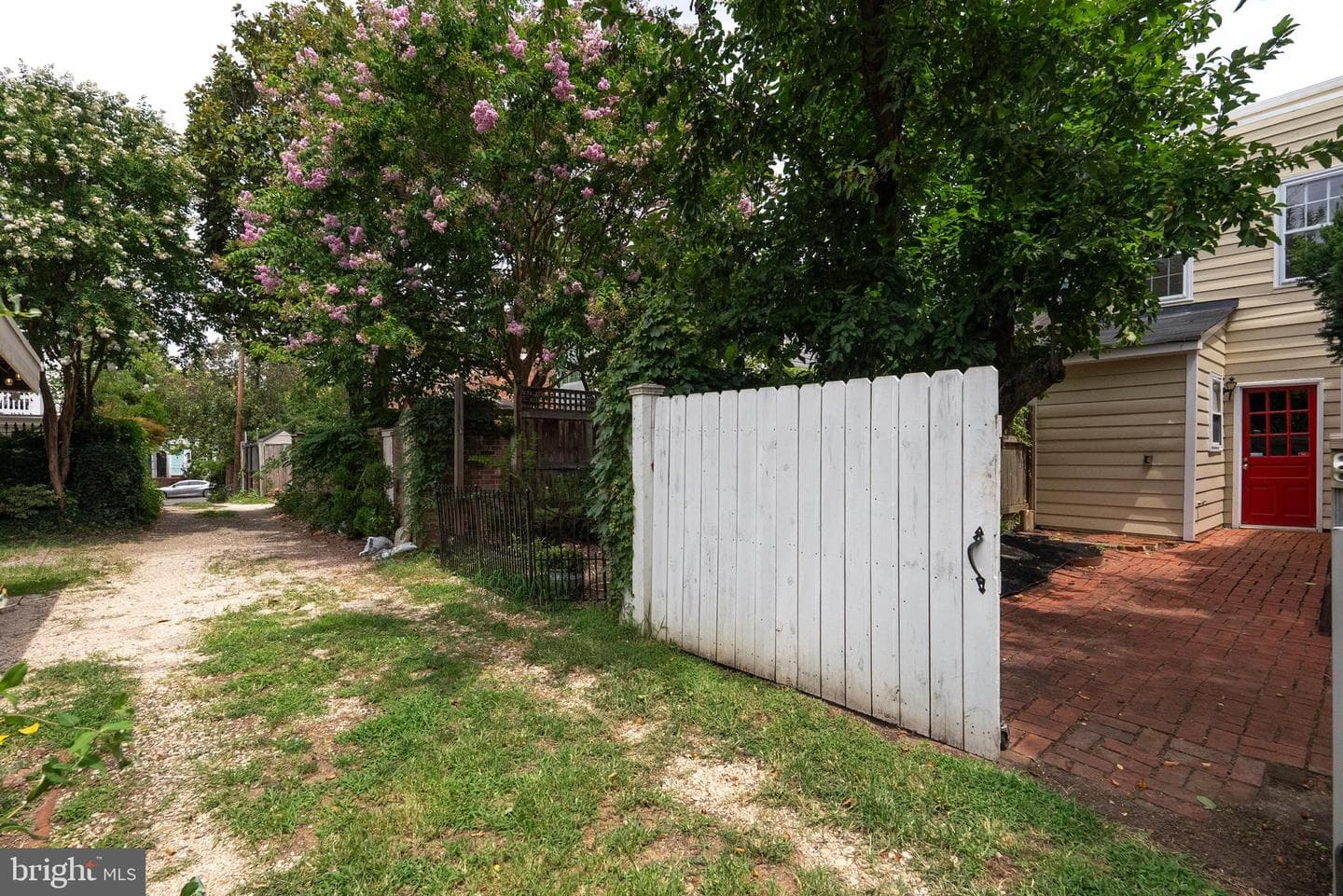 415 S Lee Street photo 34