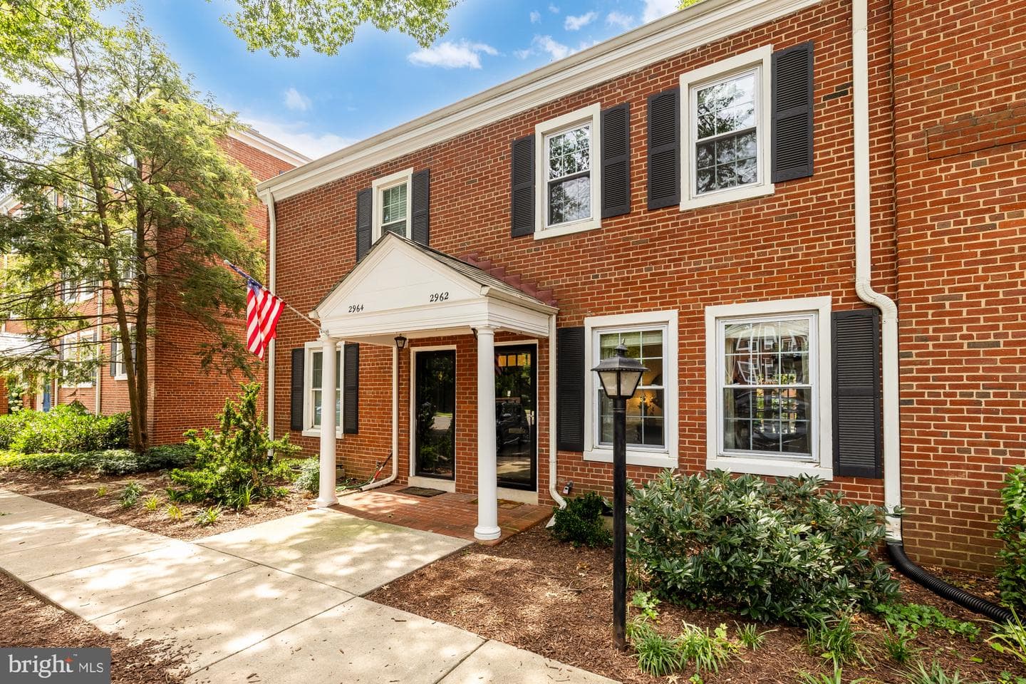2962 S Columbus Street S, Arlington