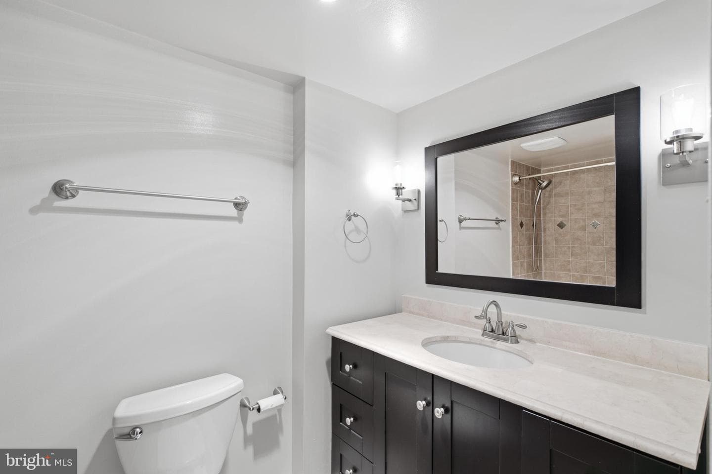 309 Yoakum Parkway ##406 photo 13