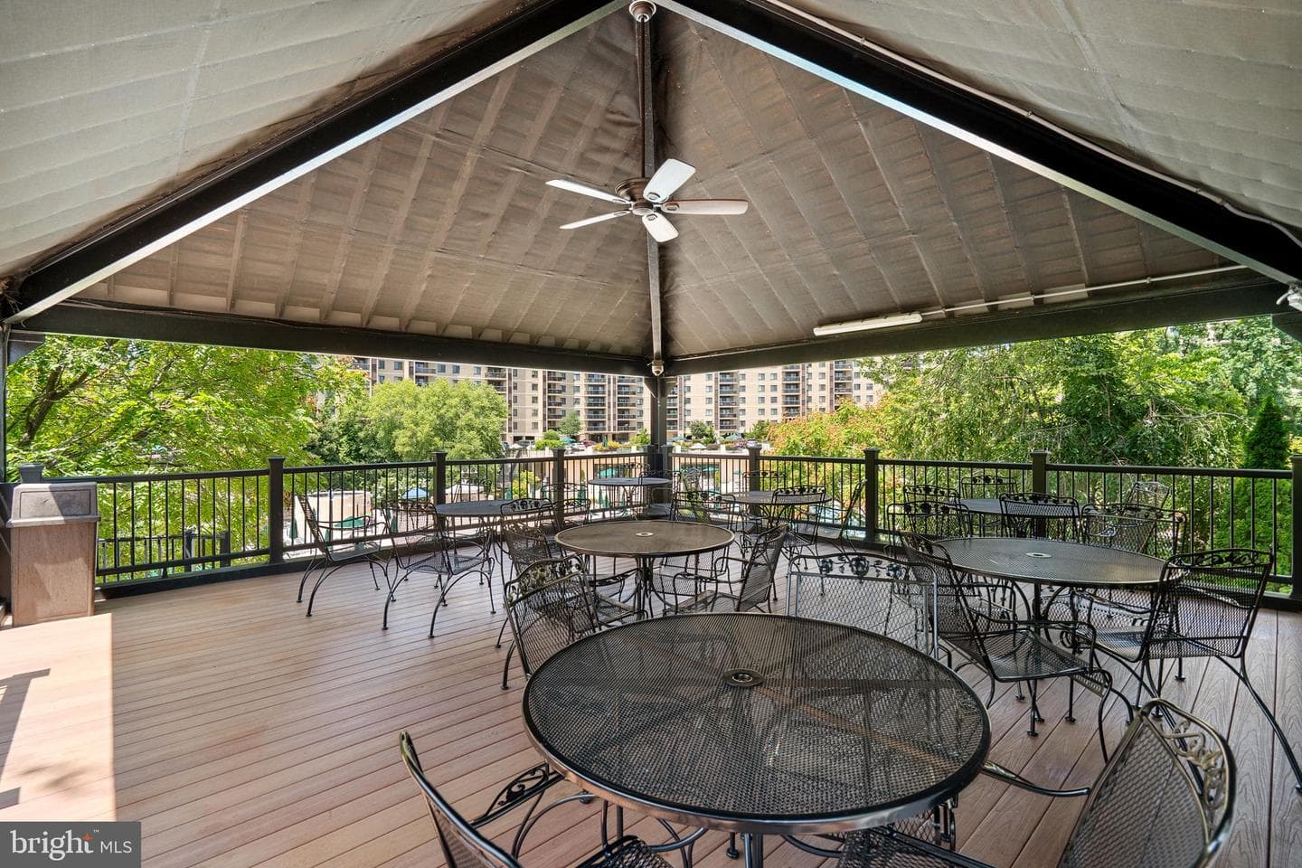 309 Yoakum Parkway ##406 photo 31