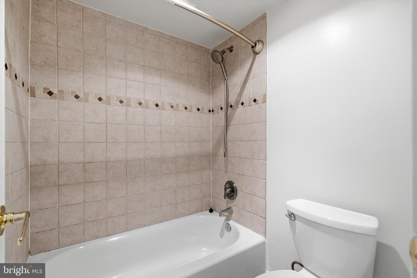 309 Yoakum Parkway ##406 photo 8