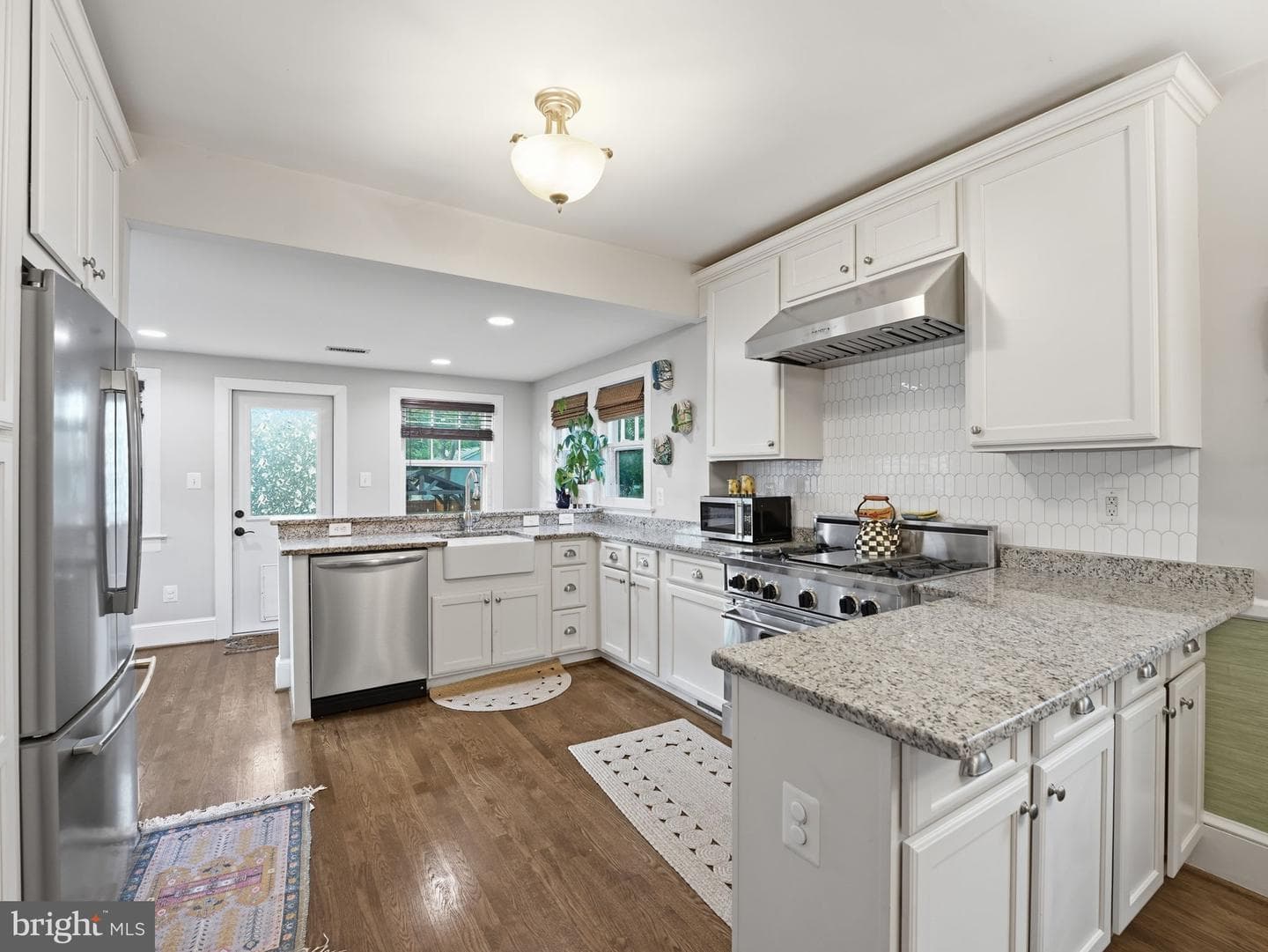 206 E Nelson Avenue photo 6