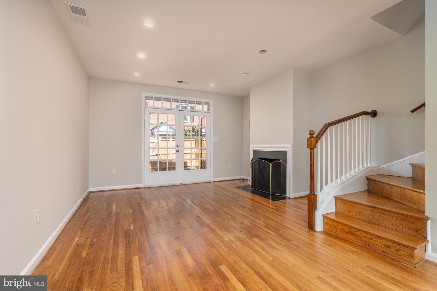 203 S Payne Street photo 11