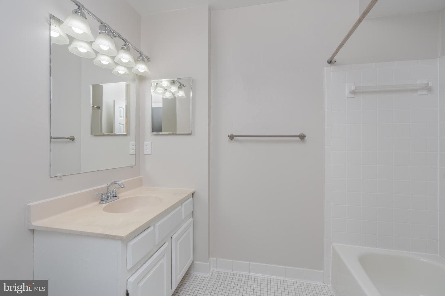 203 S Payne Street photo 22