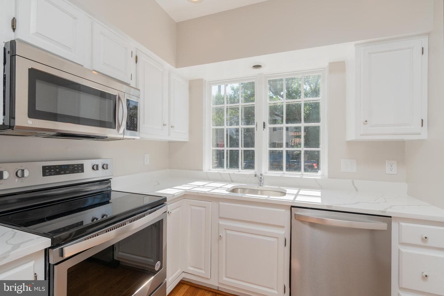 203 S Payne Street photo 6
