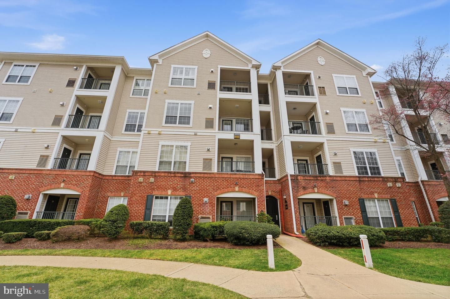 4854 Eisenhower Avenue #351, Alexandria
