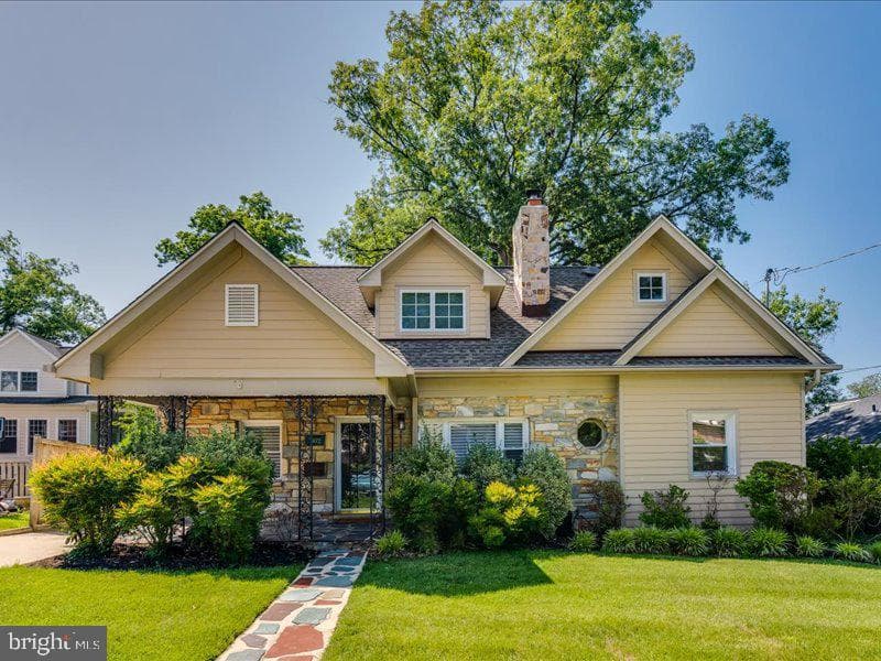 1302 Quincy Street, Alexandria
